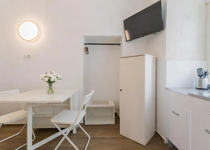 Sunny Vibes Monopoli