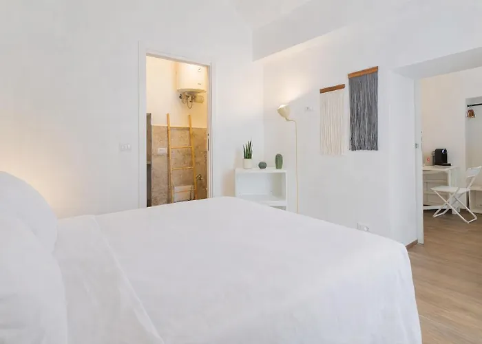 Апартаменты Sunny Vibes *